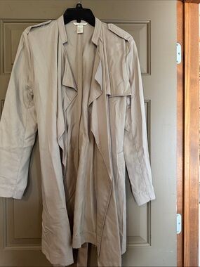 H&M Beige Trench Coat